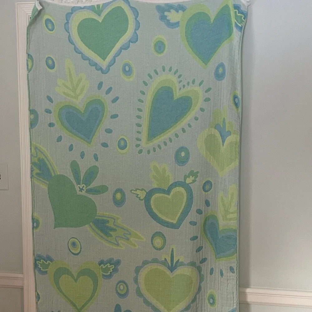 Heart Woven Blanket Towel XL 44 x 78 Watercolor Look Trendy Pink Yellow